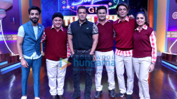 Salman Khan laughed his heart out at Super Night with Tubelight