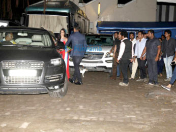 Salman Khan snapped taking a rickshaw ride after seeing off Katrina Kaif