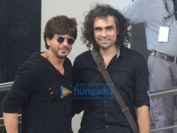 Shah Rukh Khan and Imtiaz Ali snapped leaving to promote their film 'Jab Harry Met Sejal' in Ahmedabad