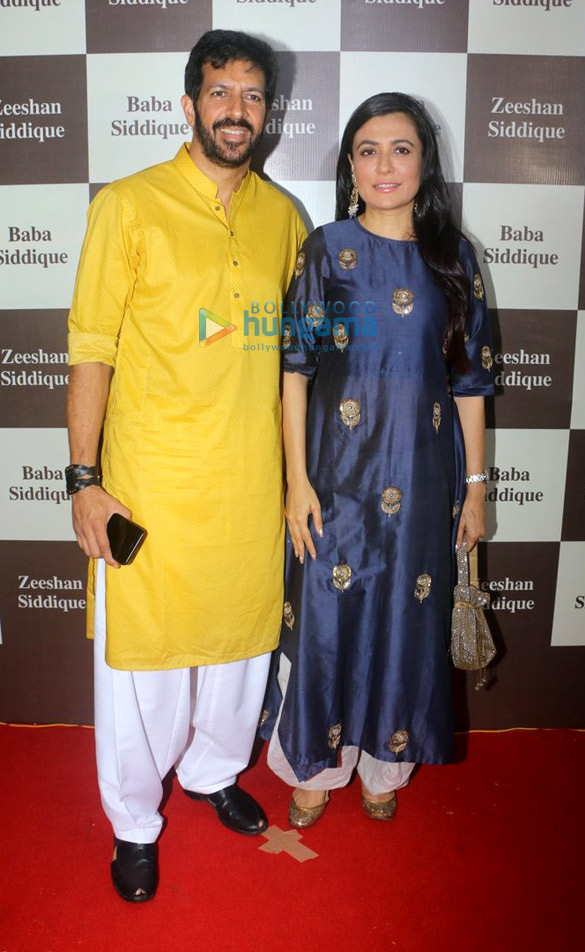 shah rukh khan and salman khan grace baba siddiques iftaar party 13
