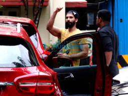 Shahid Kapoor, Mira Rajput & Misha snapped outside their gym in Bandra