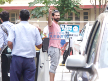 Shahid Kapoor snapped at the gym today