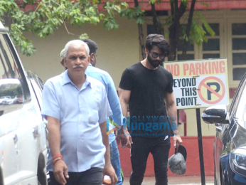 Shahid Kapoor, Mira Rajput, Kareena Kapoor Khan, Amrita Arora and Niddhi Agerwal snapped at the gym