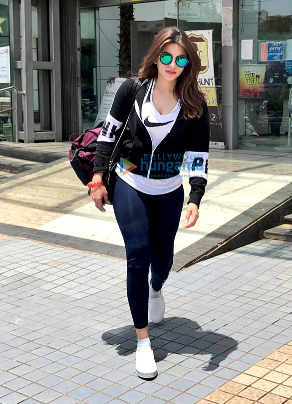 shama sikander spotted outside the gym1