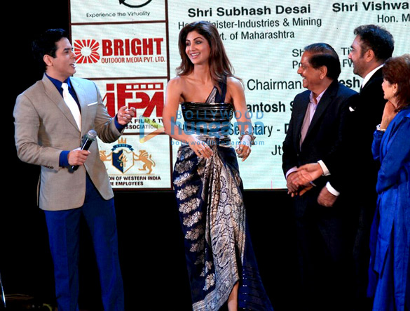 Shilpa Shetty, Anil Kapoor, Raveena Tandon and others grace the ‘Dadasaheb Phalke Awards’