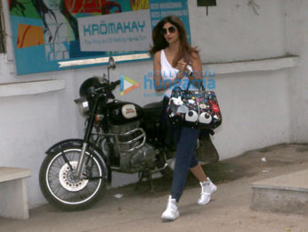Shilpa Shetty snapped post salon session in Juhu
