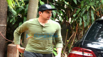 Sidharth Malhotra snapped in Bandra