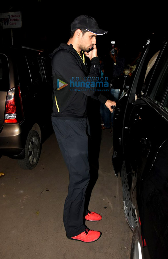 sidharth malhotra snapped post meeting at matrix office 5