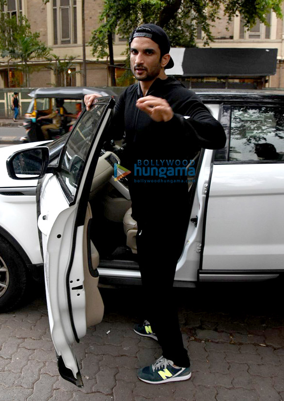 sushant singh rajput snapped post a meeting in bandra 5