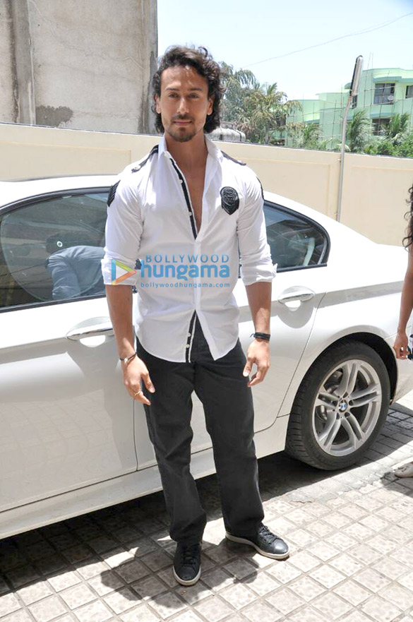 tiger shroff and nidhhi agerwal arrive for the trailer launch of their film munna michael 5