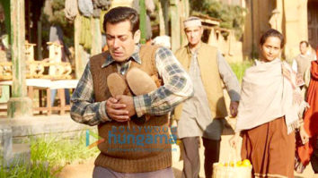 Movie Stills Of The Movie Tubelight