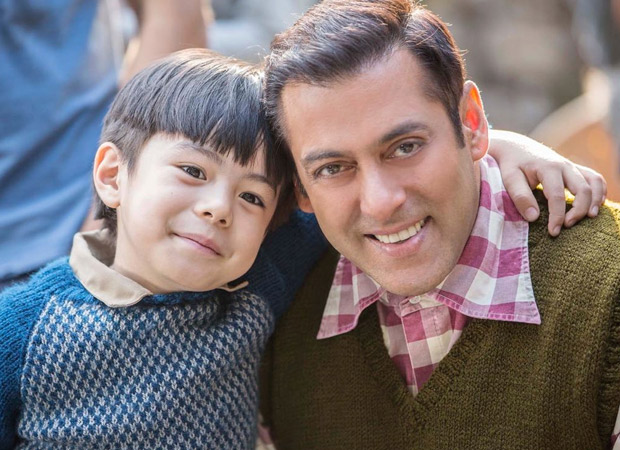 Tubelight10 (3)