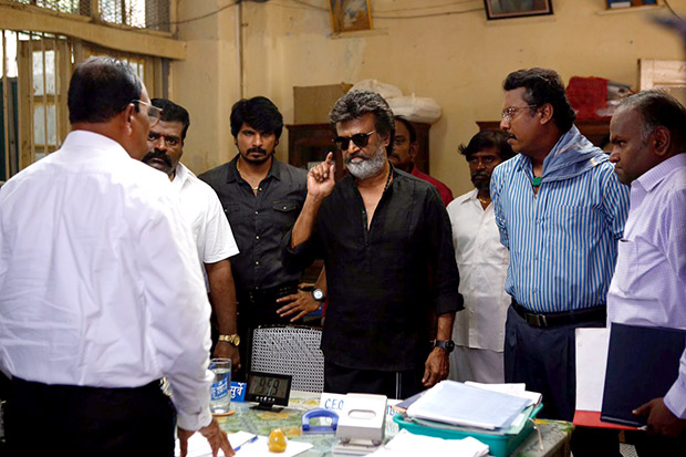 WOW! Rajinikanth shoots for Kaala Karikalan in Mumbai and he looks like a ‘Boss’!1