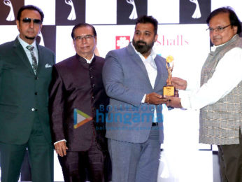 Zeenat Aman, Gulshan Grover, at NRI Achievers Award at The Club