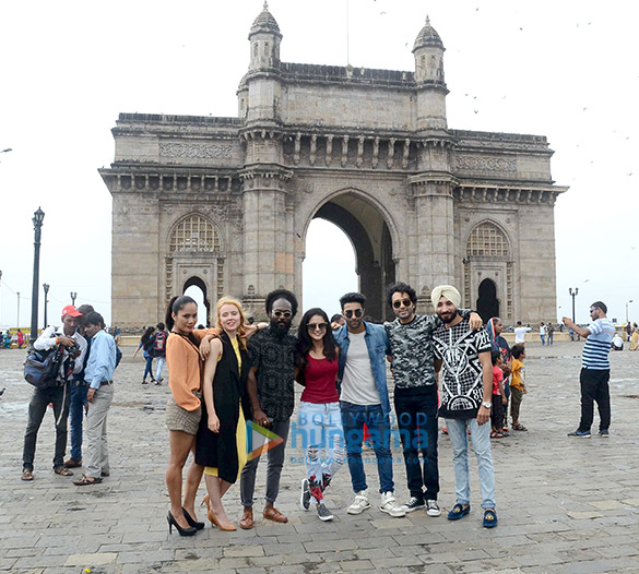 aadar jain anya singh launch i am india song 1