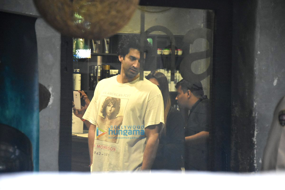 Aditya Roy Kapur snapped at Hakim Aalim’s salon in Bandra