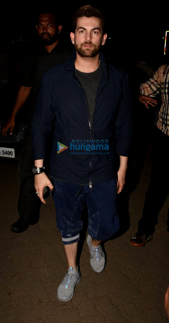 ajay devgn parineeti chopra tusshar kapoor arshad warsi and others snapped on the sets of golmaal again 6