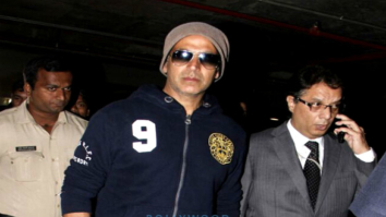 Akshay Kumar returns from London