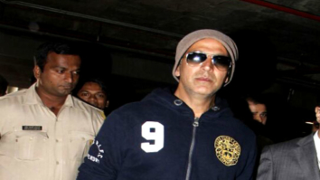 Akshay Kumar returns from London
