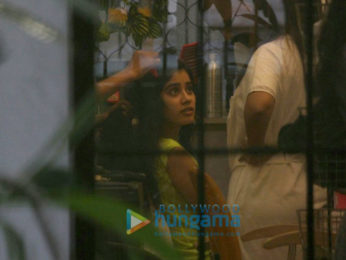 Alia Bhatt, Jahnavi Kapoor, Sridevi and others snapped at Kromakay salon