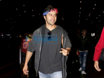 Alia Bhatt and Varun Dhawan arrive from New York after IIFA 2017