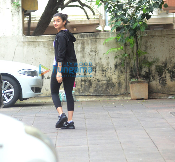 Alia Bhatt snapped at gym