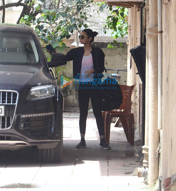 Alia Bhatt snapped at her gym in Bandra
