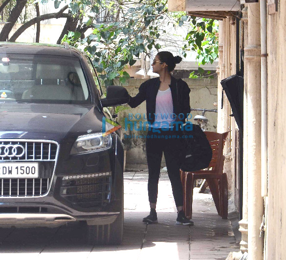 alia bhatt snapped at her gym in bandra 4