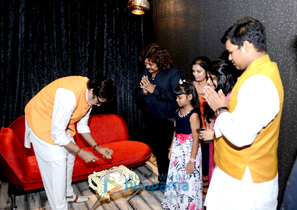 amitabh bachchan inaugurates ace photographer paresh mehtas studio 4