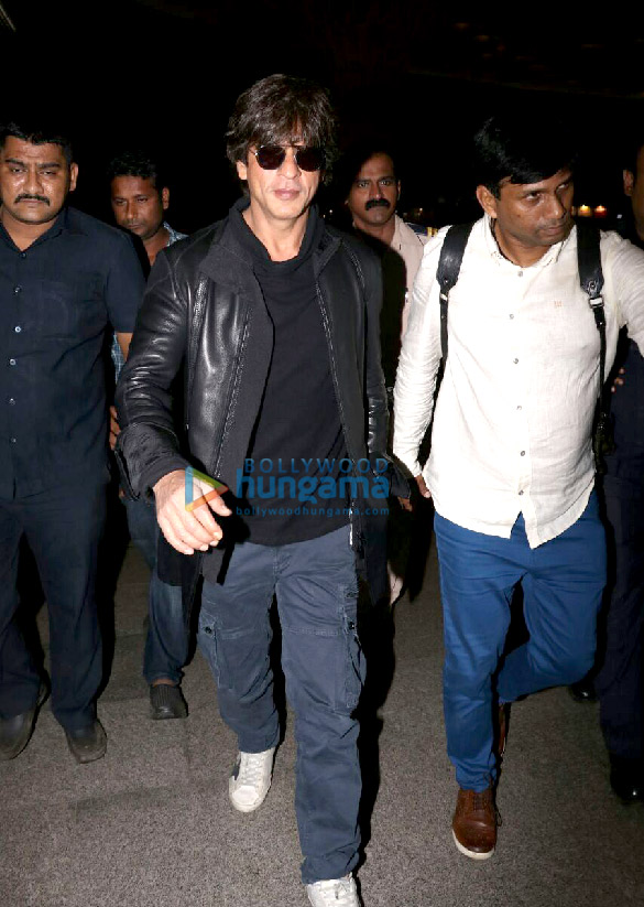 anushka sharma and shahrukh khan depart for dubai 6