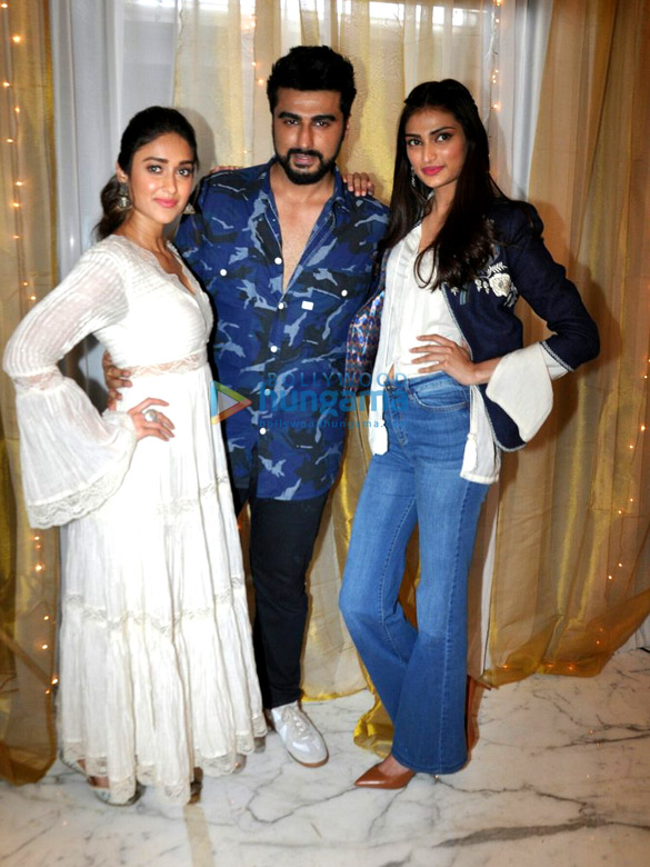 cast and crew of the film mubarakan 2