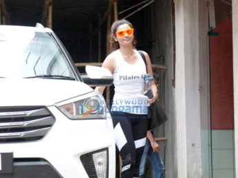 Daisy Shah snapped in Bandra