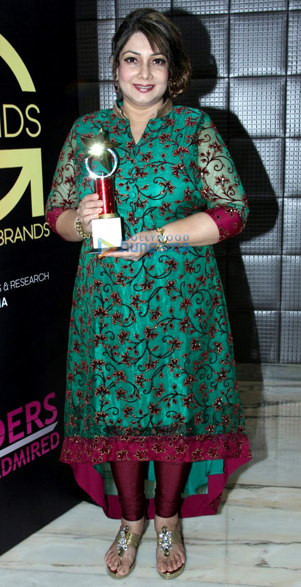 divyanka tripathi poonam dhillon and others at most admired leadership awards 9