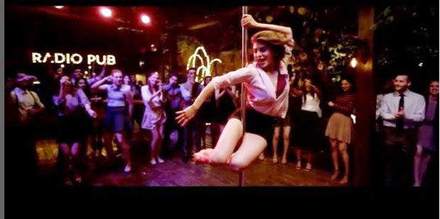 Jacqueline Fernandez does this pole dance for A Gentleman and we can’t stop looking at it