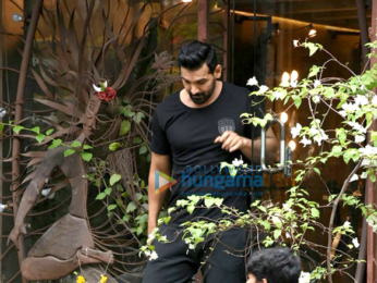 John Abraham snapped post salon session in Bandra