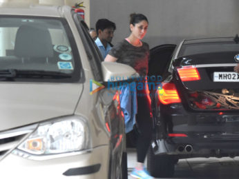 Kareena Kapoor Khan and her son Taimur Ali Khan snapped at her mom Babita Kapoor's house