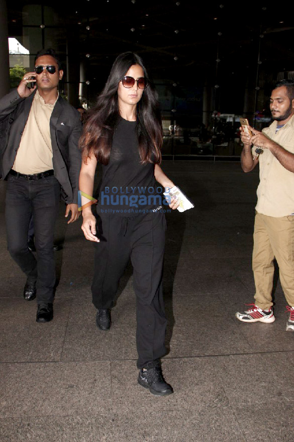 katrina kaif and aditya roy kapur snapped at the airport 3