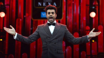 “Varun Dhawan Is A COMPLETE Energy Package”: Manish Paul | IIFA 2017 | New York