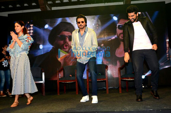 mubarakan team promote their film at wilson college mumbai 2