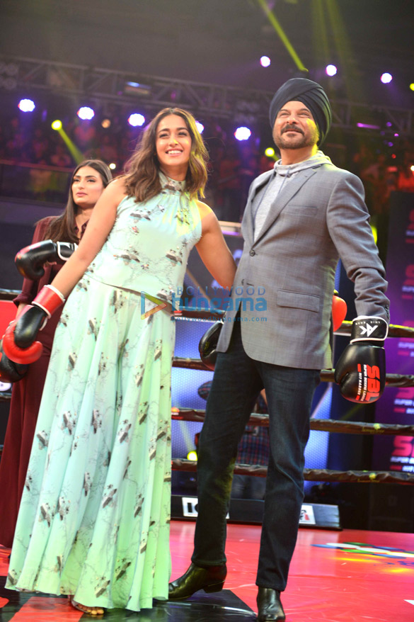 mubarakan team promote their film on super boxing league 4