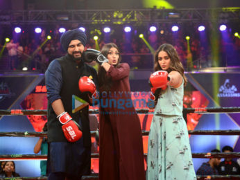 Mubarakan team promote their film on Super Boxing League