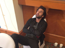 OMG! This is what Ranbir Kapoor does when Katrina Kaif is not around!