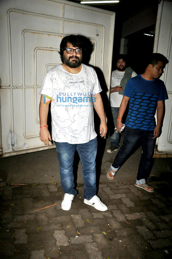 ranbir kapoor imtiaz ali and pritam snapped post jhms screening 4
