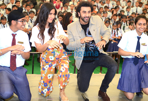 ranbir kapoor and katrina kaif promote their film jagga jasoos at ryan international school 1