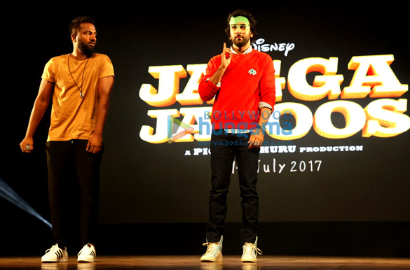 ranbir kapoor promotes jagga jasoos as he interacts with kids 5