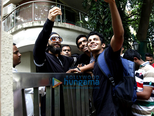 Ranveer Singh gets two new cars on his birthday Ranveer Singh gets two new cars on his birthday