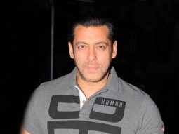 CONFIRMED: Salman Khan to feature in a song with Shah Rukh Khan in the dwarf film