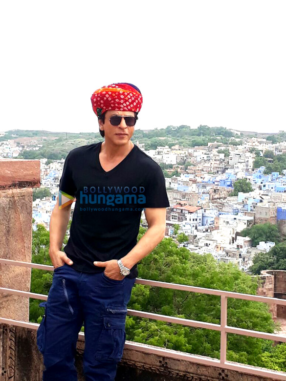 Shah Rukh Khan tours Mehrangarh Fort in Jodhpur