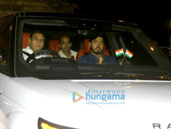 Sidharth Malhotra snapped at Karan Johar's house