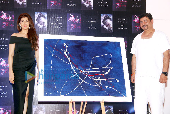 soha ali and others at bharat thakurs art exhibition 2